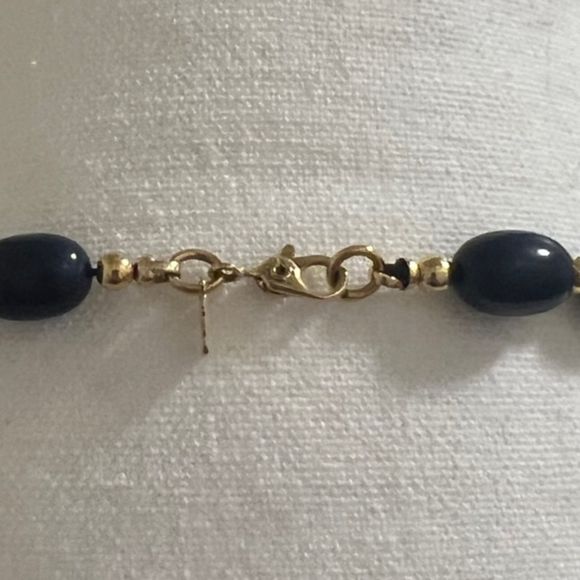 VTG Monet Black Varied Sized Beads Gold Tone Spacers Single Strand 28" Necklace - Picture 4 of 6